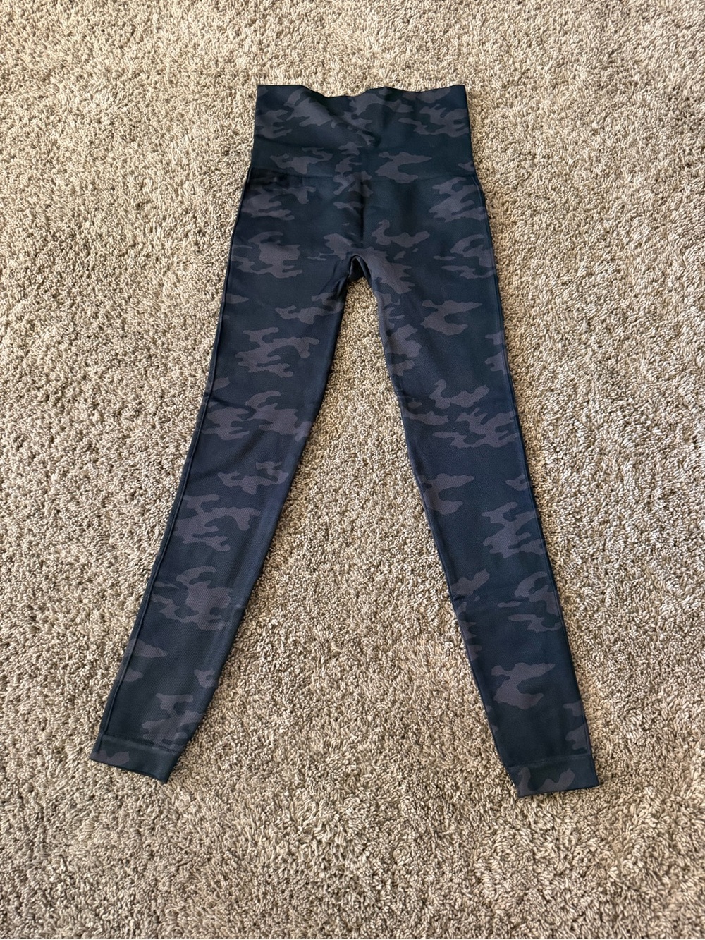 SPANX High-Waist Camo Leggings - Black/Gray